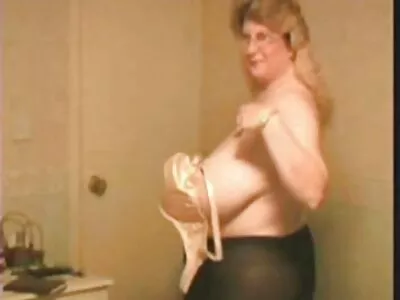 O adolescentă care face plajă este futută de tatăl celui mai bun lenjerie sexy ieftina prieten