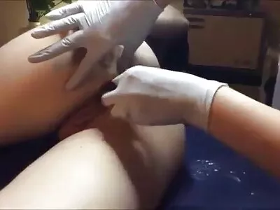 Dana Dearmond și Dahlia Sky într-o lenjerii sexi scenă lesbiană fierbinte