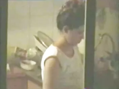 Două fete xxx free porno mature drăguțe împart penisul unui domn norocos