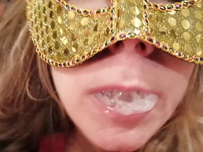 Femeile minunate au vrut să petreacă, dar le-a lenjerii sexy trebuit să suge pula