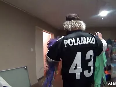 În loc să citească femei mature sexi cărți, drăguțul suge băgașul prietenului