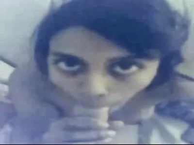 Tânăra drăguță se dezbracă în pădure lenjerie intima sexi dama ieftine și este dicked în jos hardcore