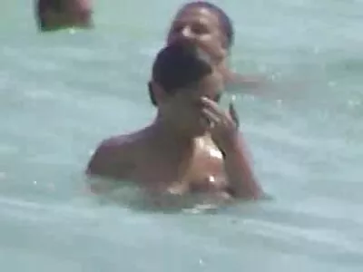 Doamne rusești ademenitoare care împart un ciocan mare filme porno cu femei mature si grase