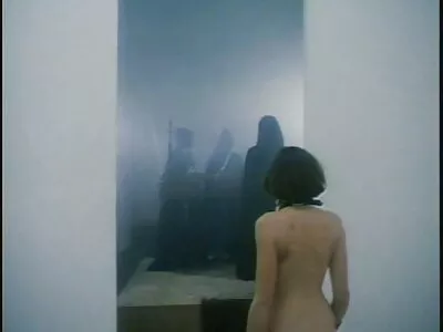 Minx latină cu sâni plini de viață umple mature old sexy ușor piersici cu jucării