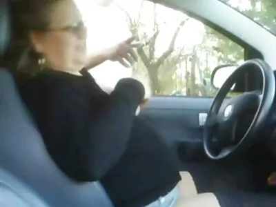 Tânăr photos sexes femmes matures angajat neglijent linge păsărica șefului brunetei drept scuze