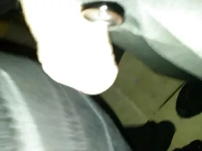 Doamna blondă se logodește cu un tip chel și el o lenjerie de noapte sexi face să se găsească tare